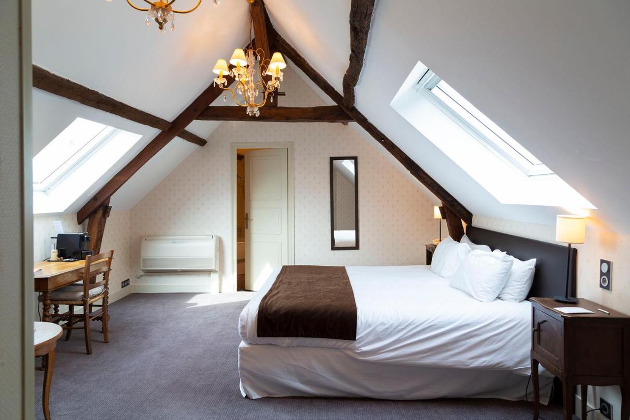 Hotel Grand Monarque Azay-le-Rideau Bagian luar foto