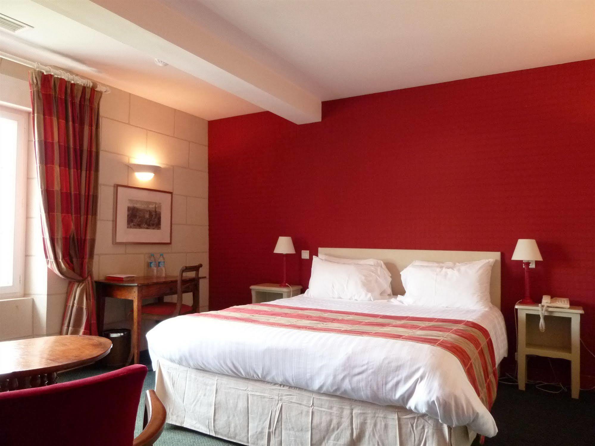 Hotel Grand Monarque Azay-le-Rideau Bagian luar foto